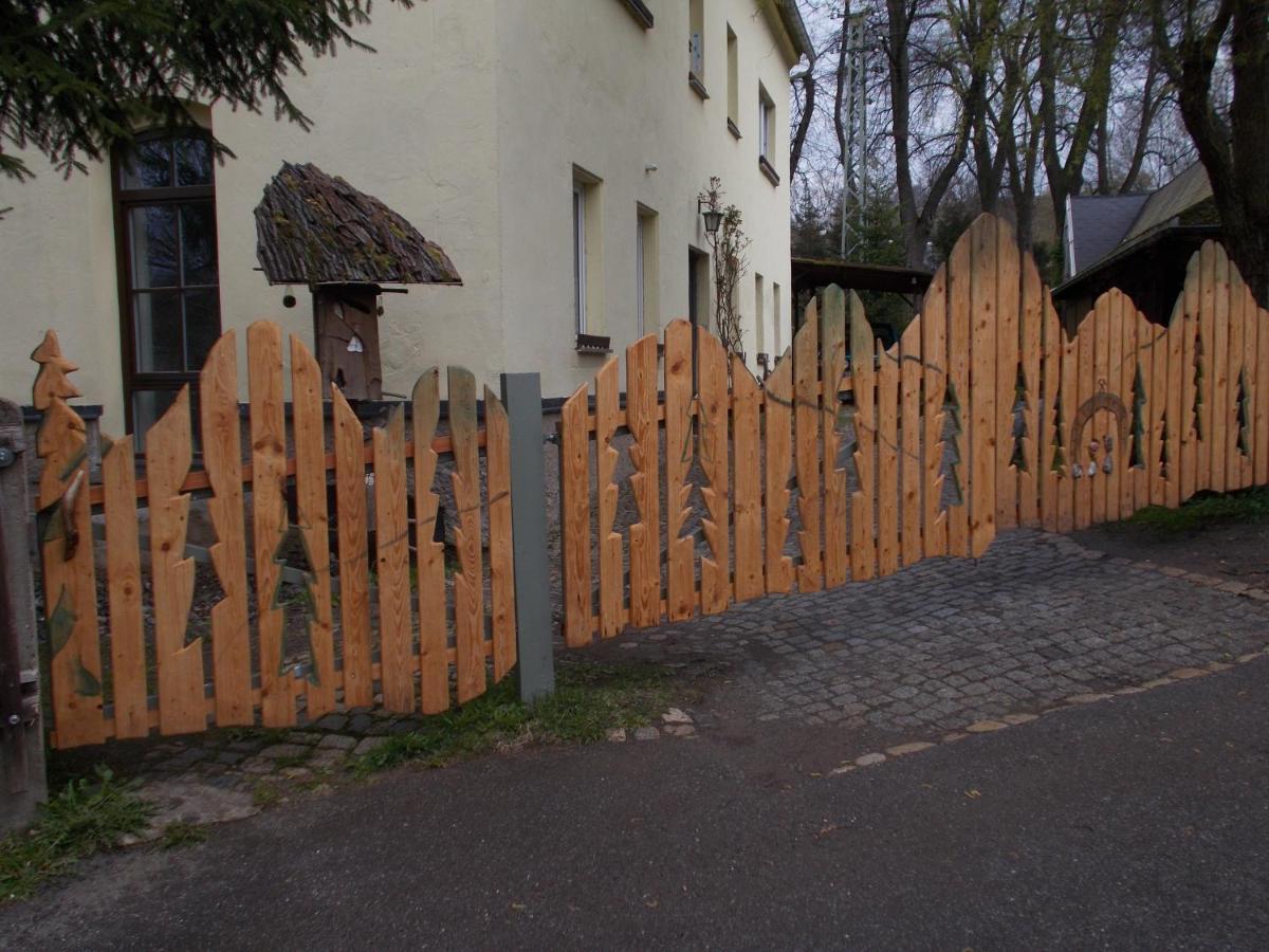 Ferienwohnung "Hinter Den Sieben Bergen" Schwarzenberg (Saxony) Exterior foto